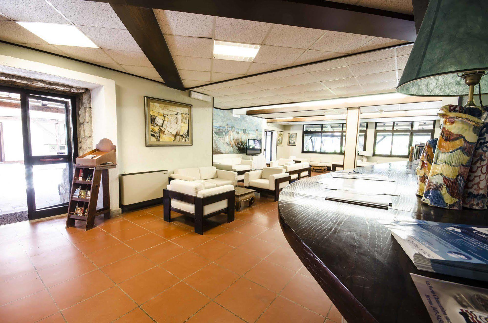 Torre Del Sole Hotel ตาร์กวิเนีย ภายนอก รูปภาพ